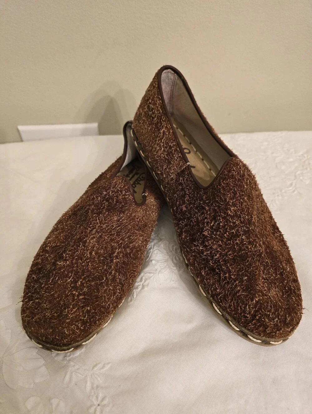 Sabah Brown Textured Suede Slip-On Loafers Size 39 In Excellent Condition - Picture 1 of 4